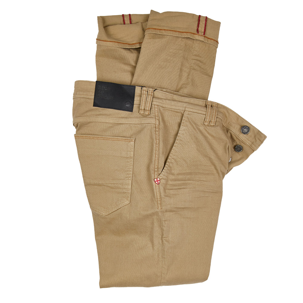 Paulo Pavoa 1 Chino in Khaki von Blue de Genes