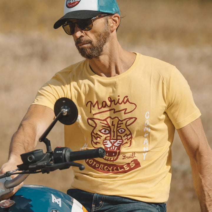 T-Shirt Mad Tiger Yellow von Maria Riding Company